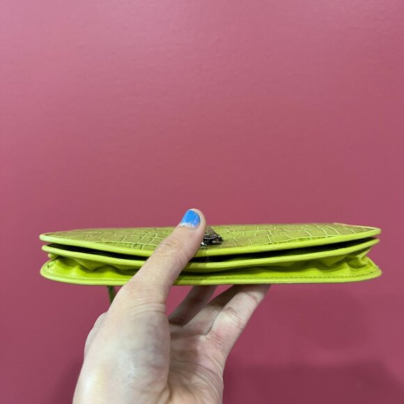 Karen Callan Green Alligator Crocodile Skin Turtle Clutch - Picture 5 of 8